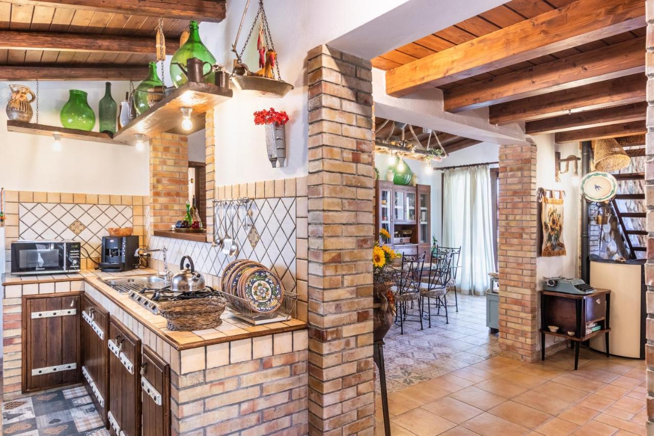 Villa Suq With Pool, Parking & Wifi Noto Exterior photo